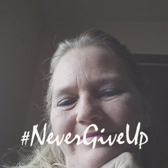 Meet your Posher, Kay - Picture 1 of 1